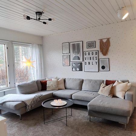 Laplands Hillside Villa ロヴァニエミ エクステリア 写真